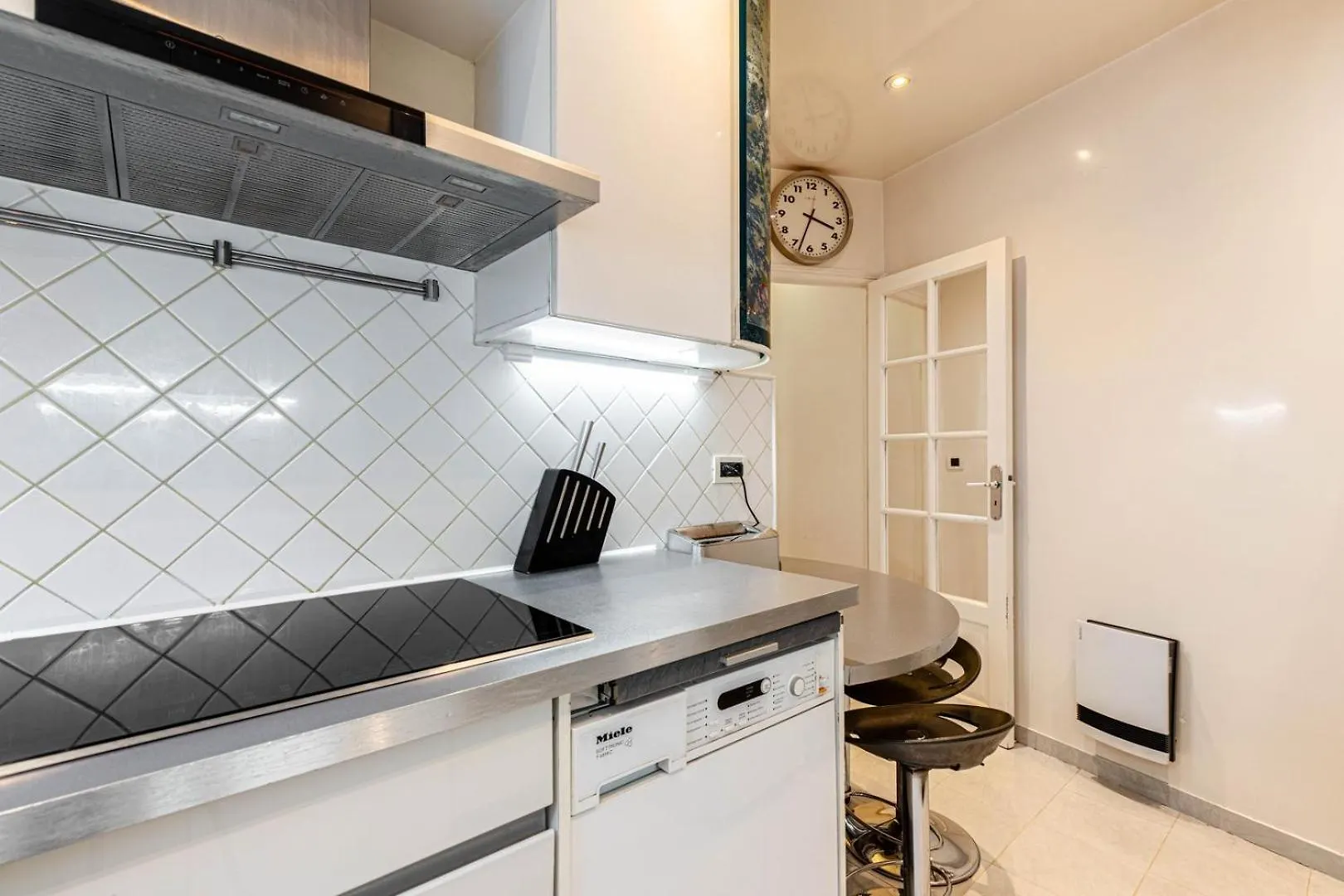 Guestready - A Slice Of Parisian Paradise 0*, Paris